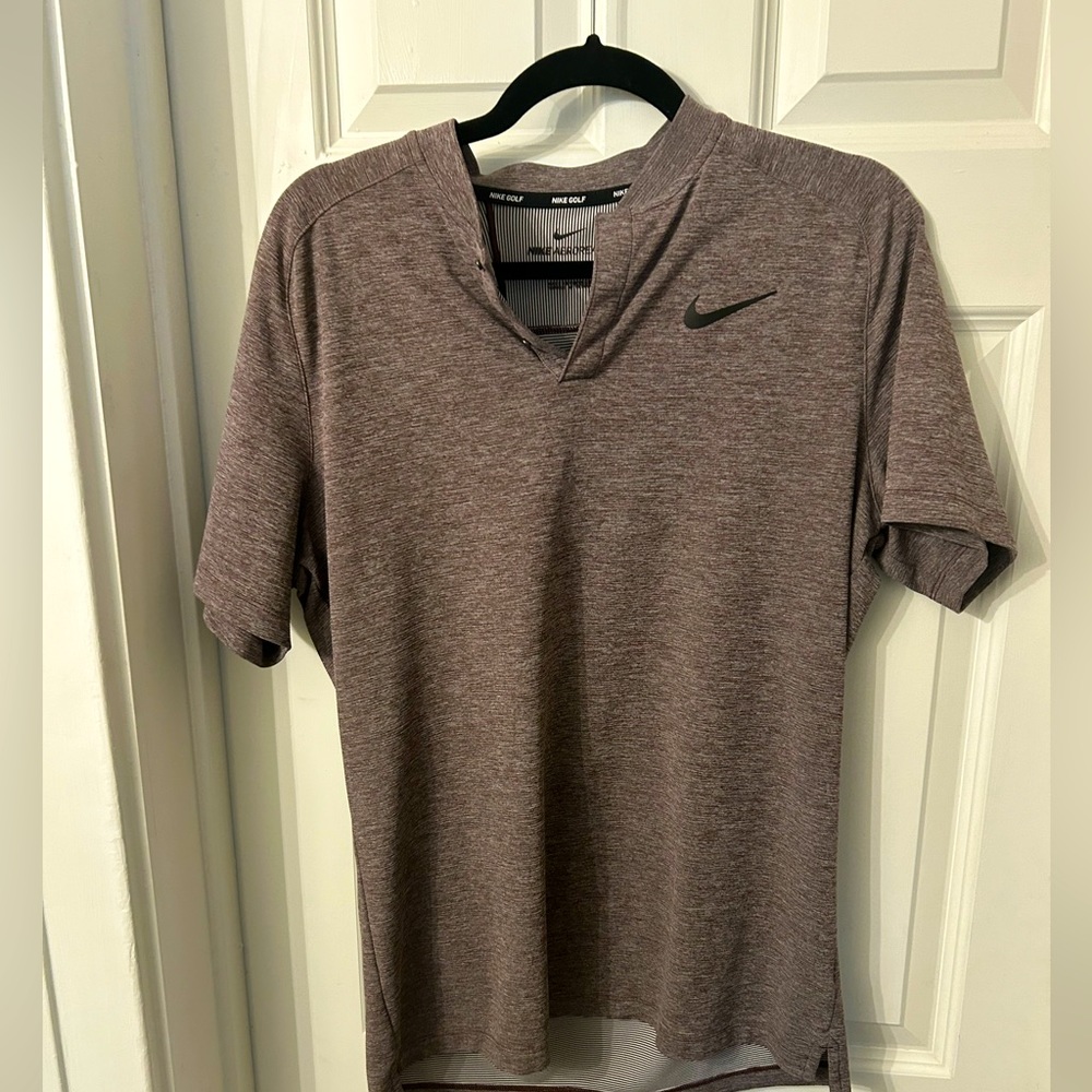 Nike Golf Collarless Button Up Polo Size M